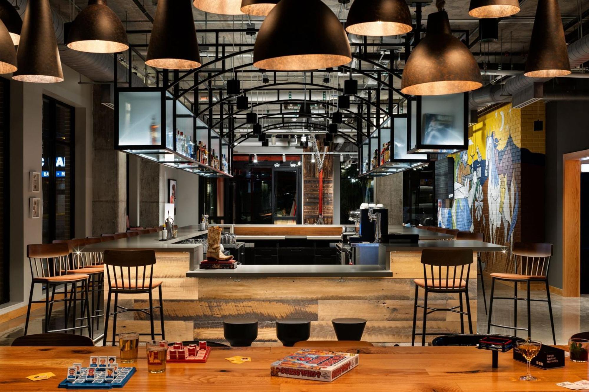 ホテル Moxy Omaha Downtown エクステリア 写真
